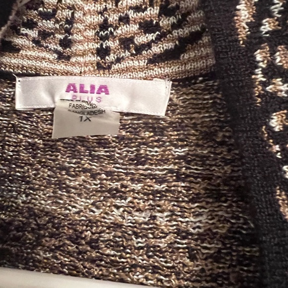 Animal print sweater size 1X - Picture 7 of 8